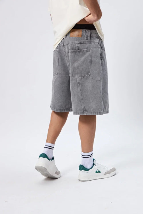 BERMUDA BAGGY CAMPANA GRIS